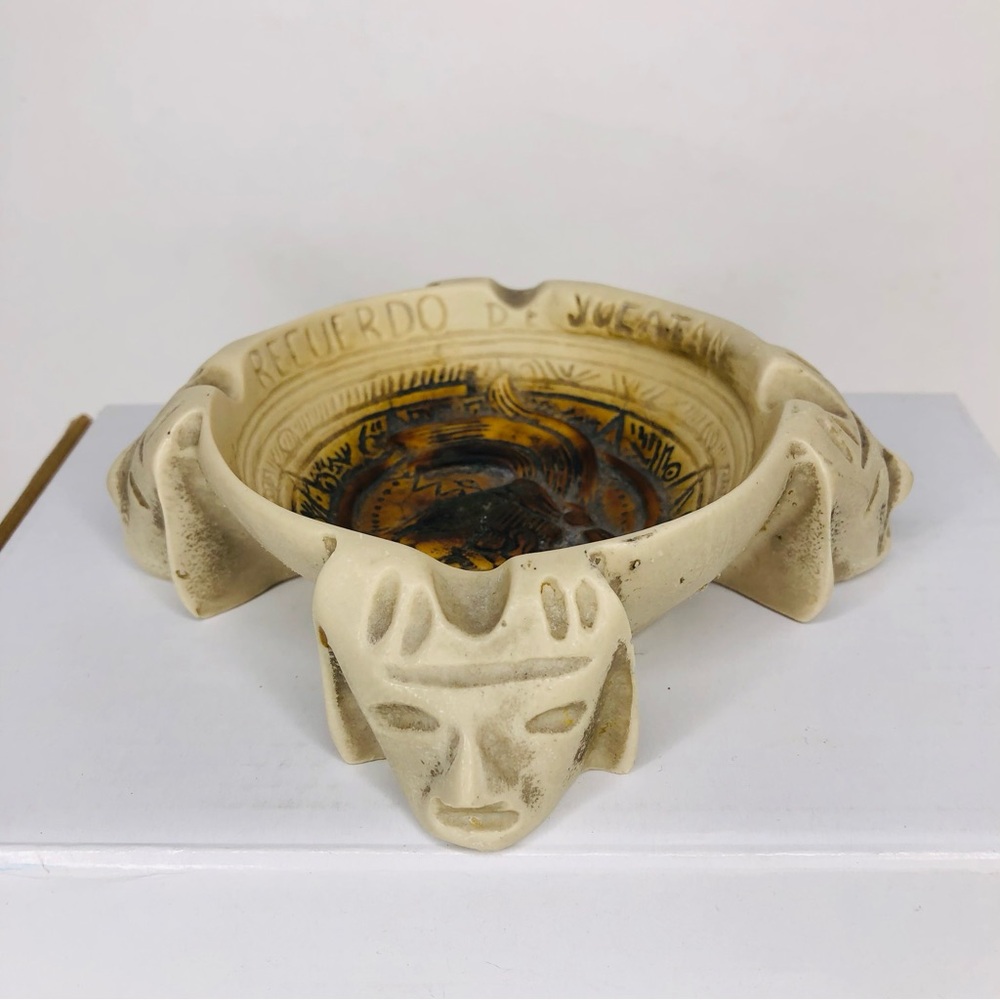 Vintage Mexican RECUERDO DE YUCATAN Souvenir Ashtray Mayan Aztec Southwestern